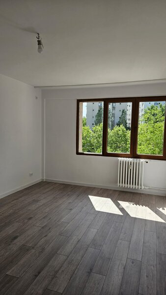 Titan, B -dul 1 Decembrie 1918,