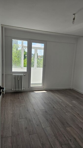 Titan, B -dul 1 Decembrie 1918,