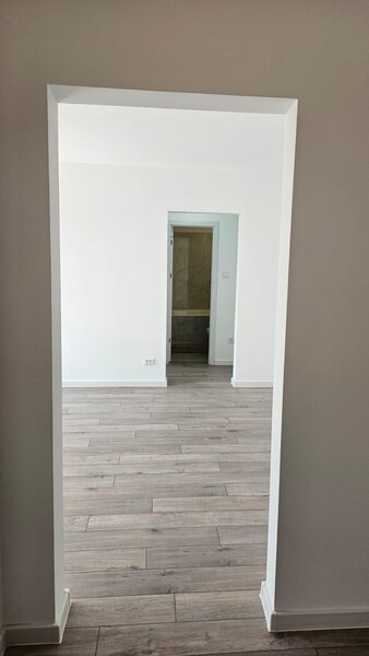 Titan, B -dul 1 Decembrie 1918,